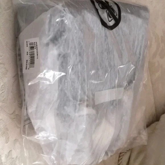 Micheal Kors Maxine Messenger Satchel/Crossbody NWT!!! - Picture 5 of 8